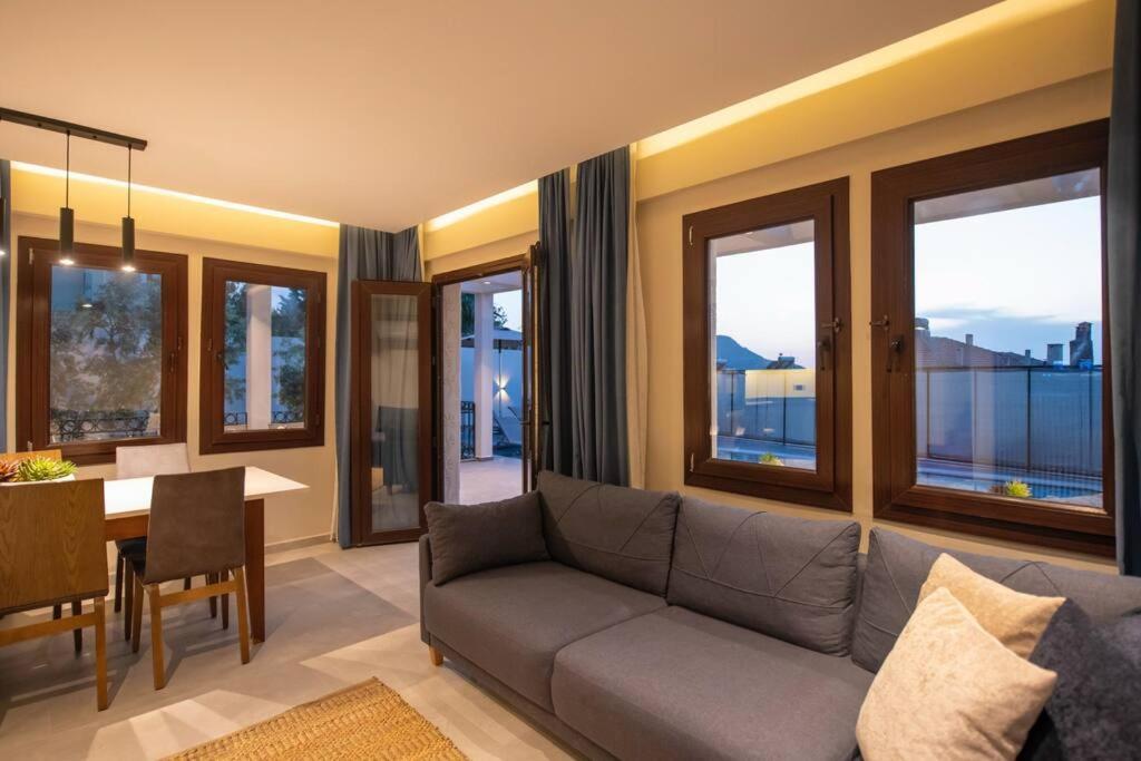 Havuzlu Korunakli Jakuzili Villa Fethiye Exterior foto